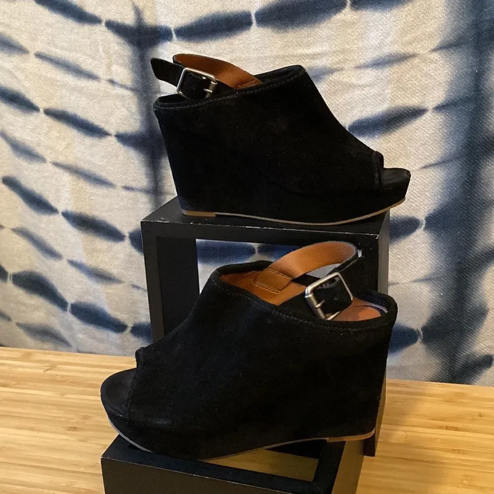 Lucky Brand suede platform wedge